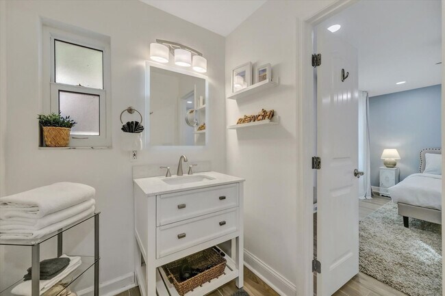 Building Photo - 10 Gulf Blvd