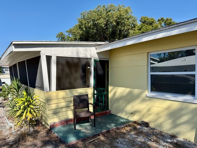 Primary Photo - Amazing 2/1 so Close to the Ocean that you can see it from your Street!