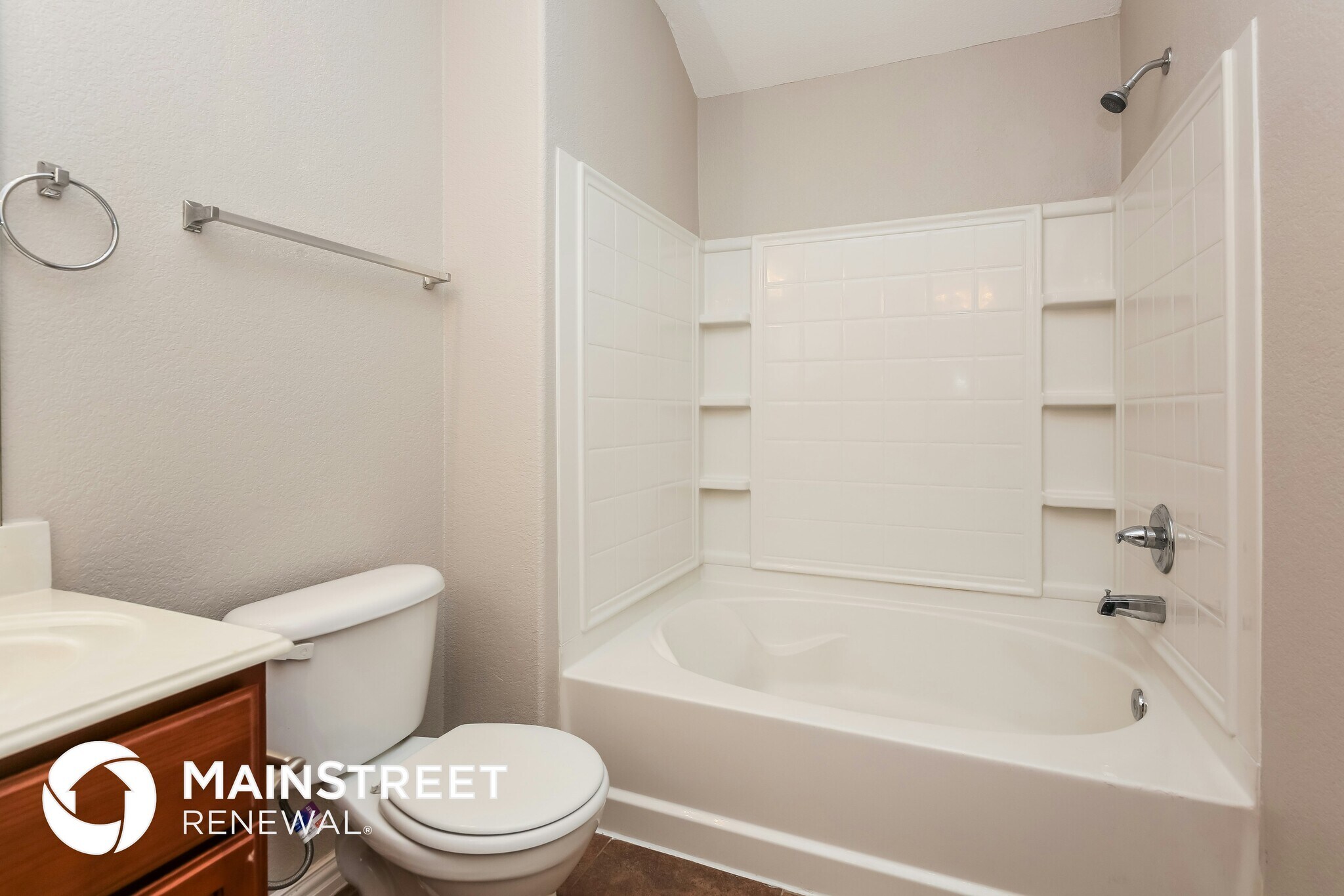 Building Photo - 3428 Heatherbend St