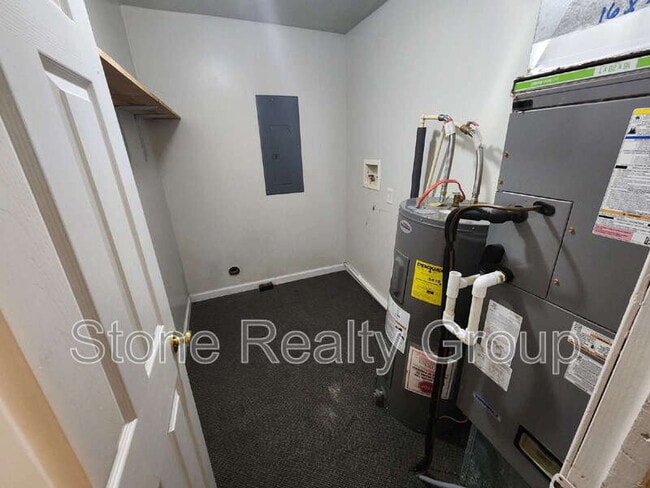 Building Photo - 1301 2nd Ave