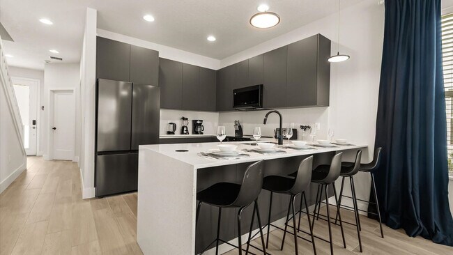 Building Photo - 17326 Serenidad Blvd