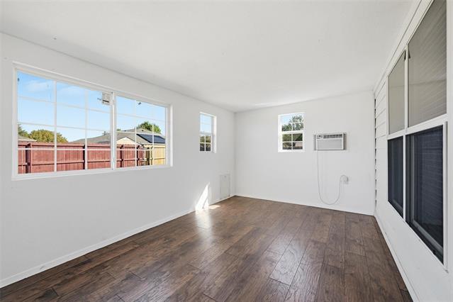Building Photo - 3100 Admiral Dr