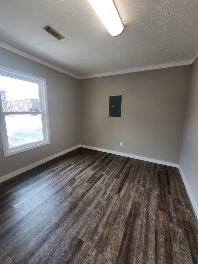Building Photo - 1501 Autumn Ave