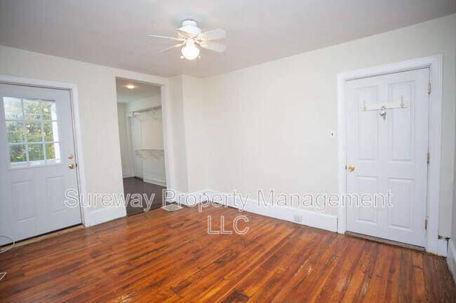 Building Photo - 150 Snyder Pl