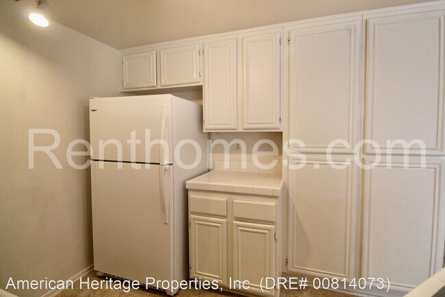 Building Photo - 3 br, 2 bath House - 11215-72 Affinity Court