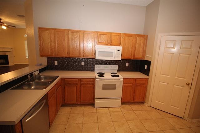 Building Photo - 10813 Copperwood Dr