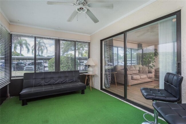 Building Photo - 2713 Countryside Blvd