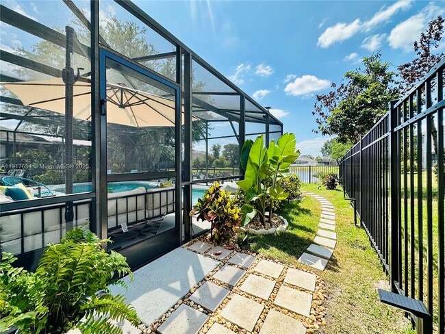 Building Photo - 13430 Meadow Bay Loop