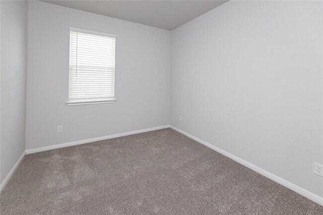 Building Photo - 6206 Marsh Ln