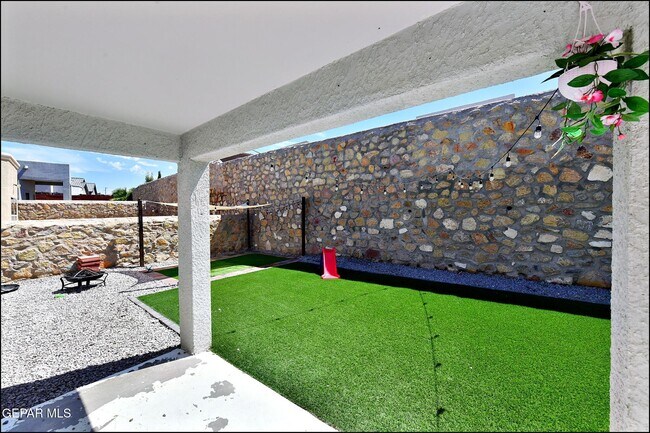 Building Photo - 224 Glenlivet Way