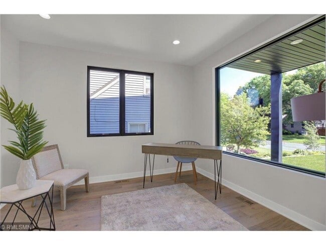 Building Photo - 3408 W 60th St
