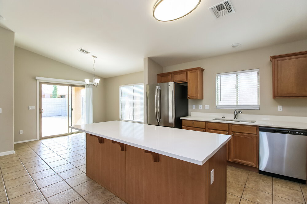 Building Photo - 39433 N Parisi Cir