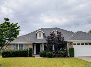 Building Photo - 102 Kilburn Cir