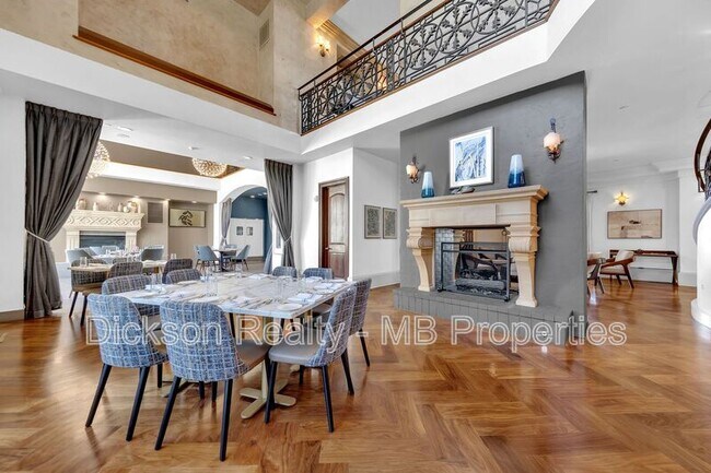 Building Photo - 76 Caballada St