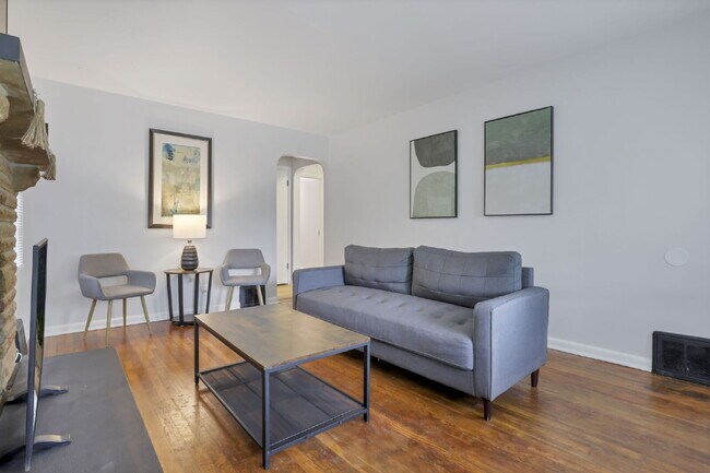 Building Photo - Beautifully Updated 3-Bedroom Home – Spacious, Modern, and Move-In Ready!