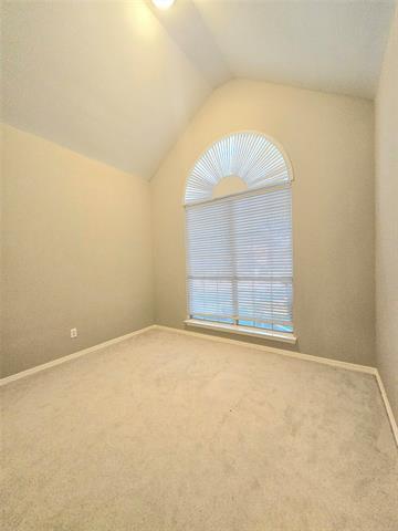 Building Photo - 2733 Club Ridge Dr