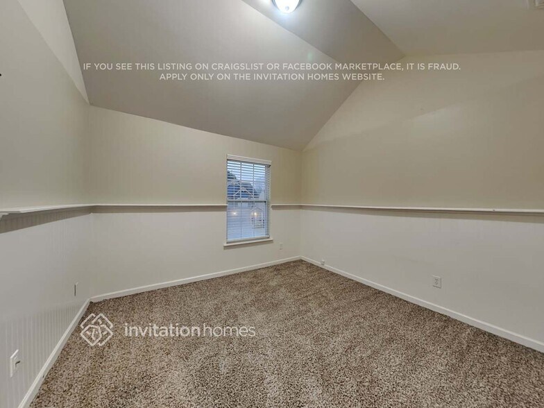 Building Photo - 4245 Arch Pass