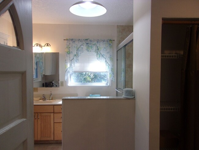 Building Photo - Adorable 2 Bedroom 1 Bath in Brooksville