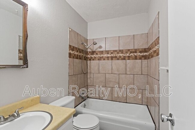 Building Photo - 1426 S Haden Ct
