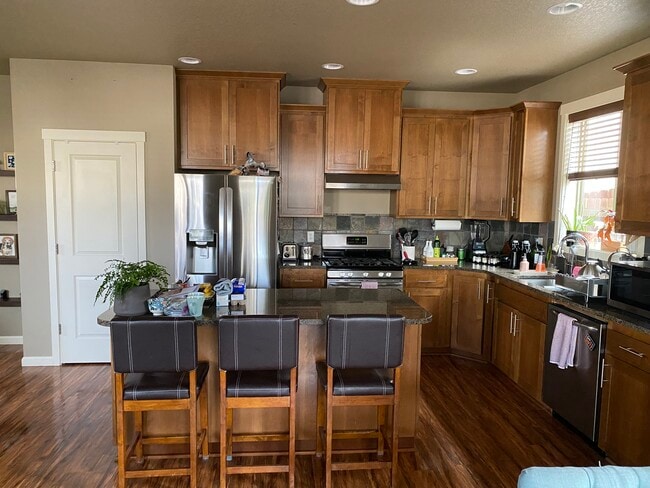 Building Photo - 5222 NE 129th Ave