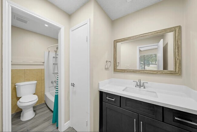 Building Photo - 8427 Sands Point Dr