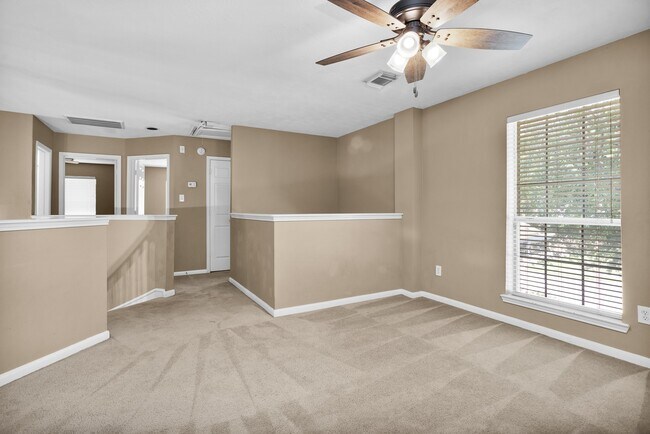 Building Photo - 20931 Deauville Dr