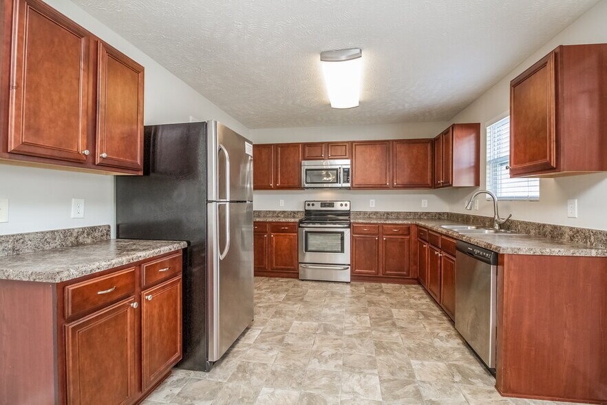 Building Photo - 3427 Country Almond Way