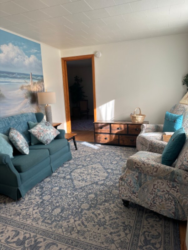 Building Photo - 2 John St