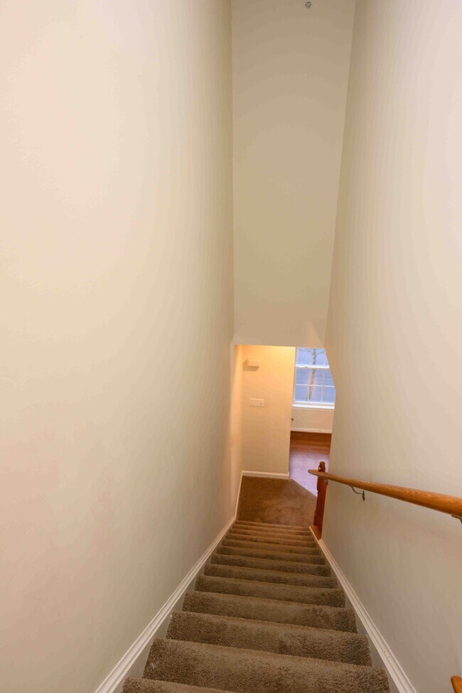 Building Photo - 2691 Sheffield Hill Way
