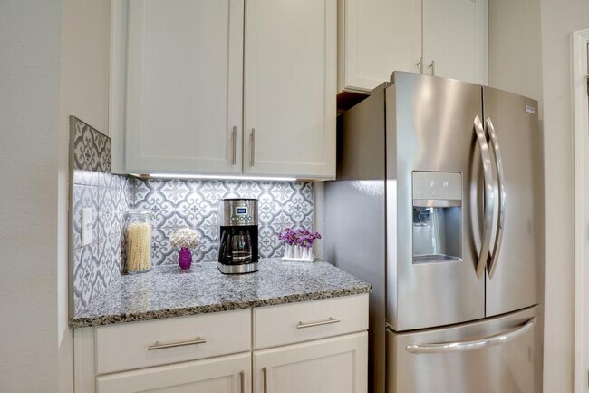 Building Photo - 421 Fox Water Trail