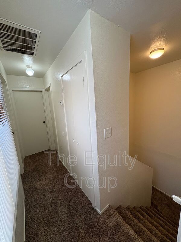 Building Photo - 4805 W Iris Ave