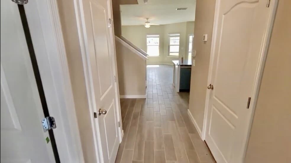 Building Photo - 10323 Alder Creek Ln