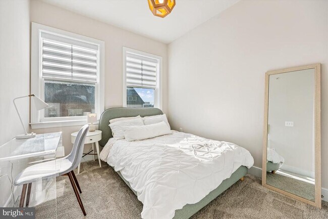 Building Photo - 107 Armstrong Pl