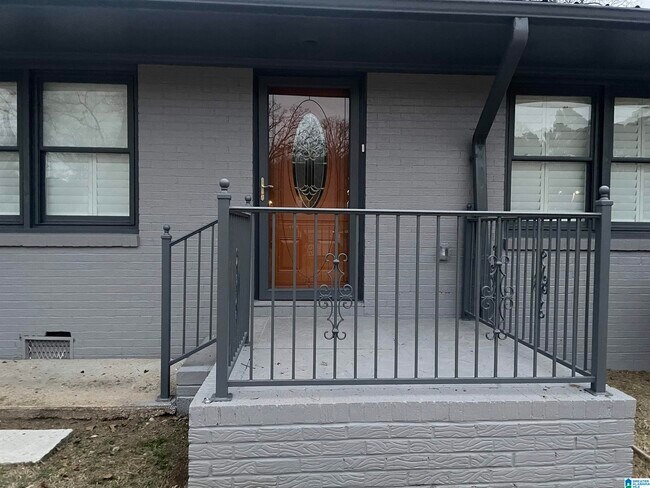 Building Photo - 105 Woodland Rd