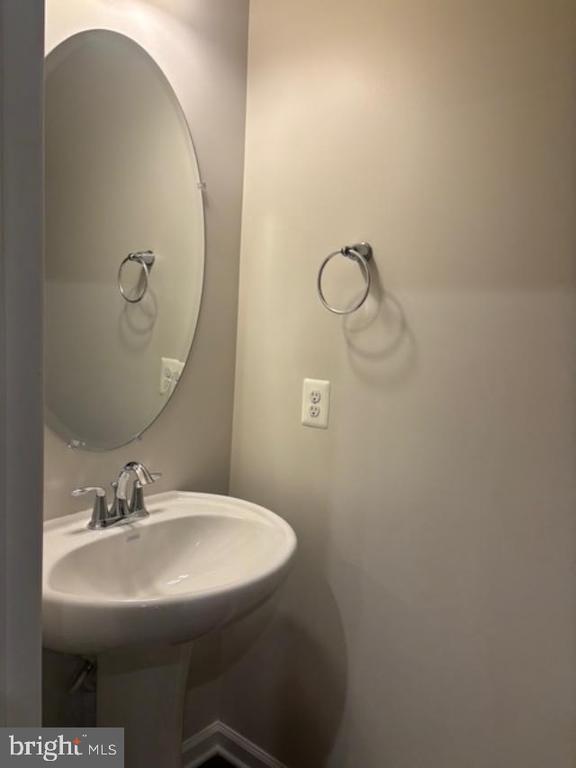 Building Photo - 11033 Blackburn Cove Ln