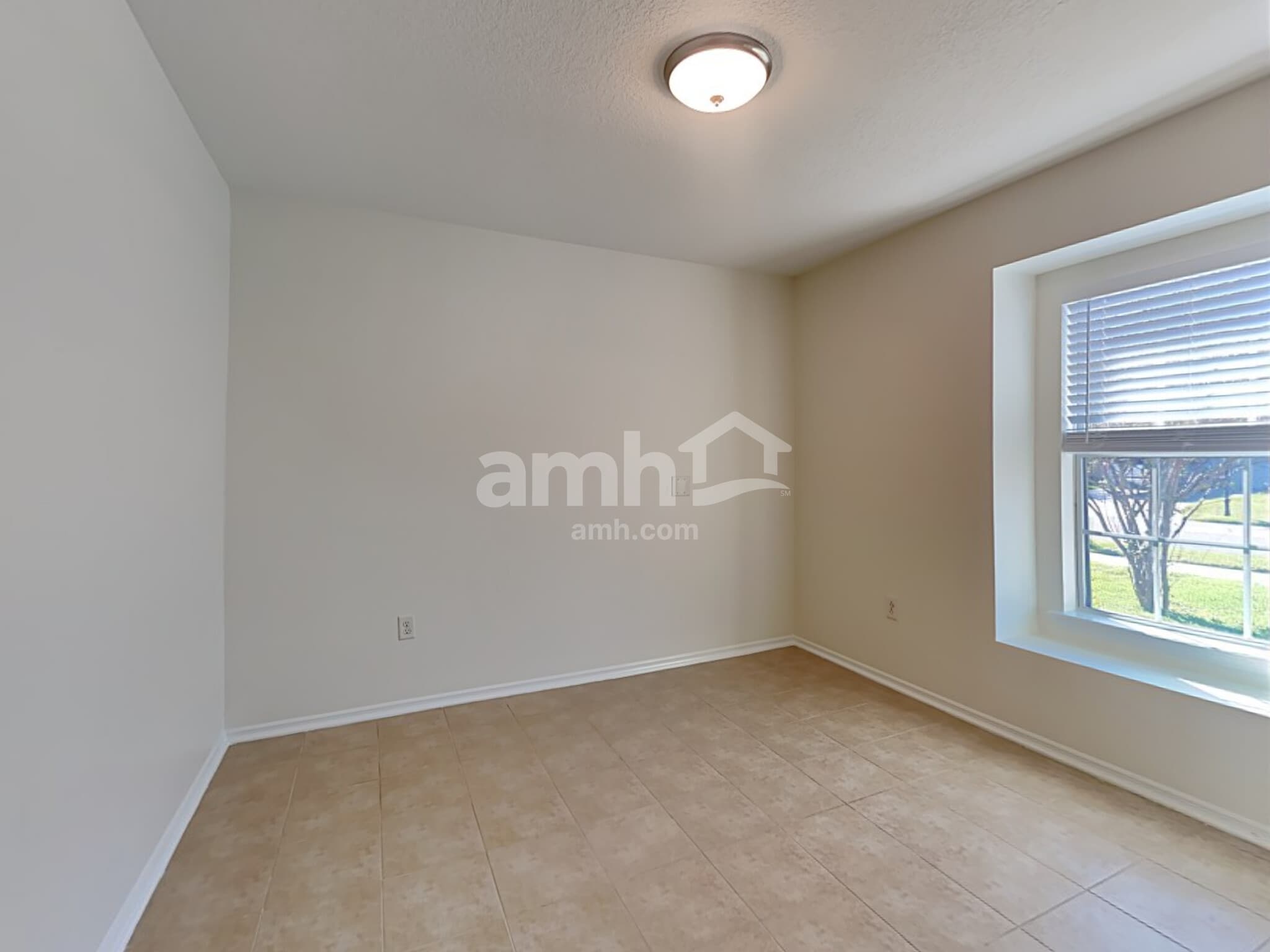Building Photo - 77088 Cobblestone Dr
