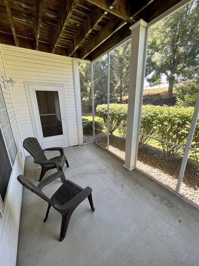 Building Photo - 1115 Kennesaw Ridge Rd