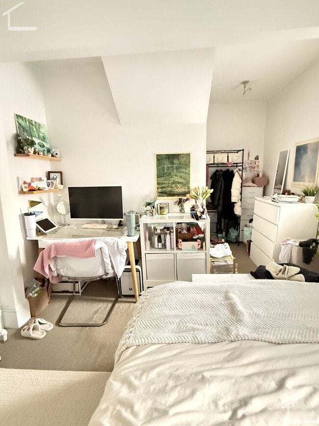 Building Photo - 144 Kilsyth Rd