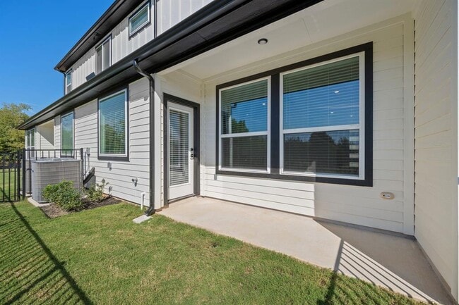 Building Photo - 2600 Gattis School Rd