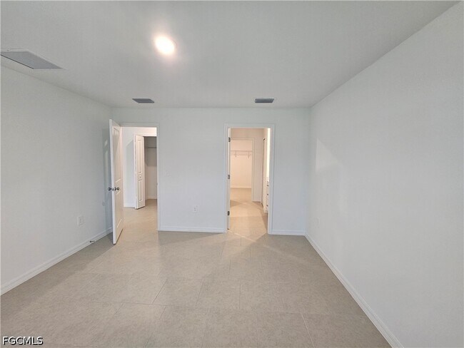 Building Photo - 17316 Cantu Ct