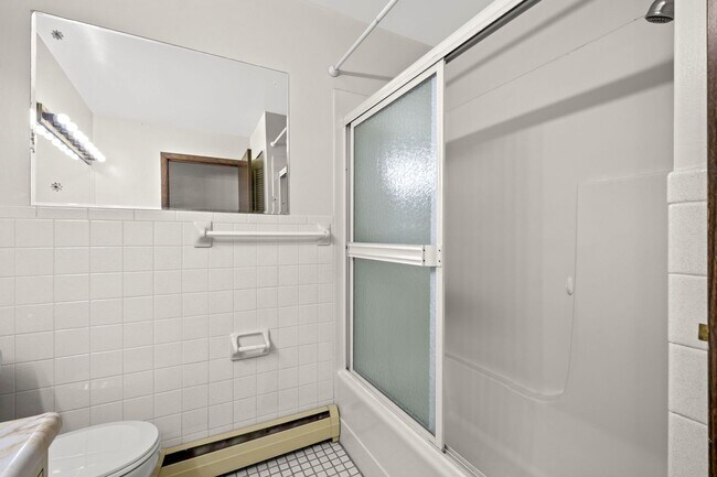 Building Photo - Rent-ready this July: 2 Bedroom and 1 Bath...
