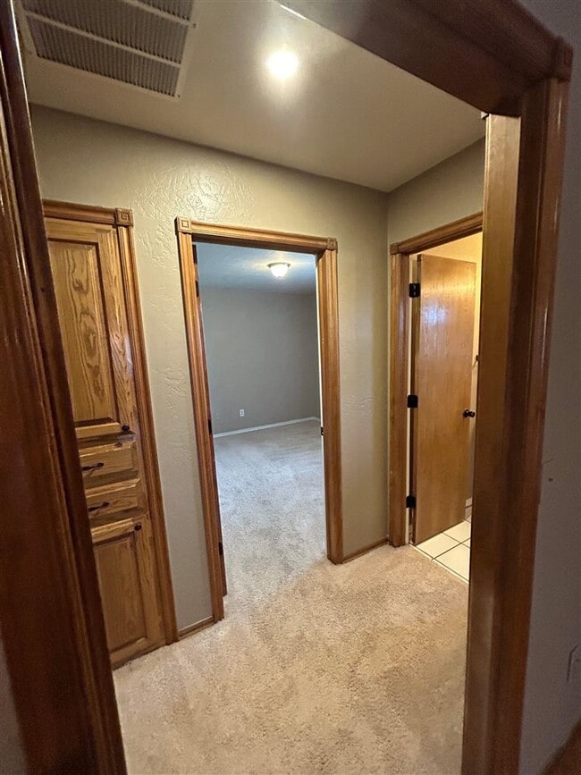 Building Photo - 1506 SW 69th St