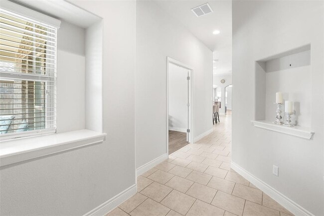 Building Photo - 144 Summer Vista Dr