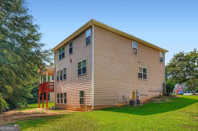 Building Photo - 700 Kirkly Way