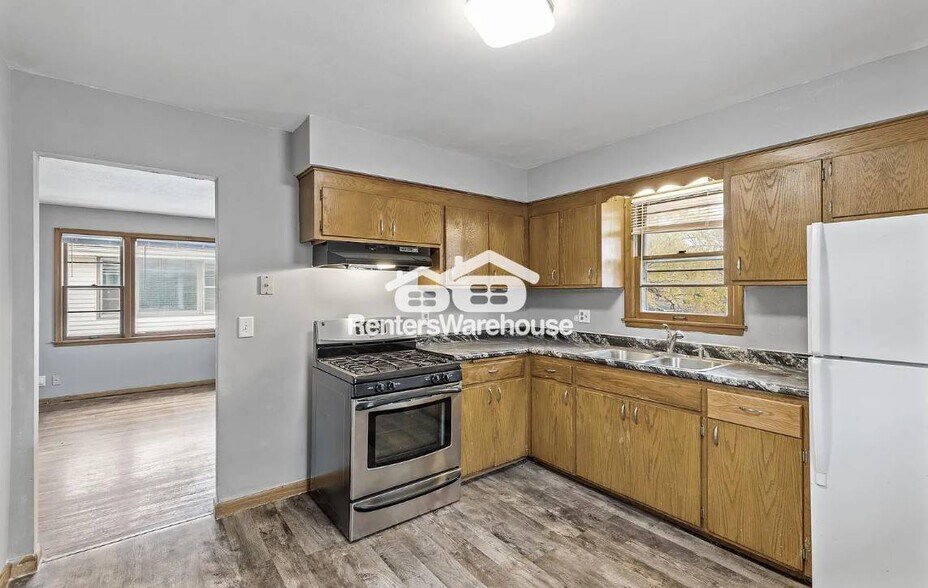 Building Photo - 5844 Washburn Ave S