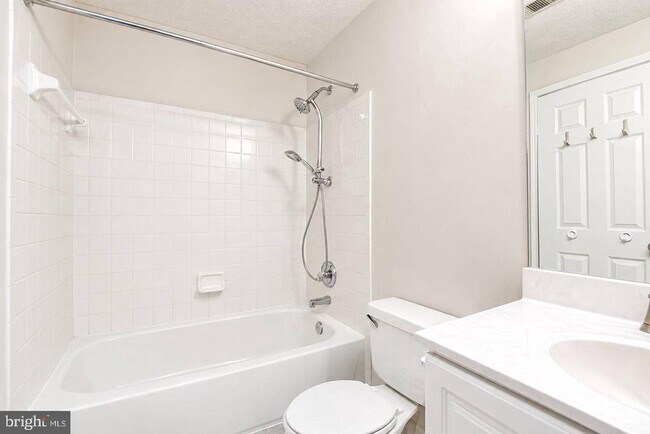 Building Photo - 12303 Milestone Manor Ln