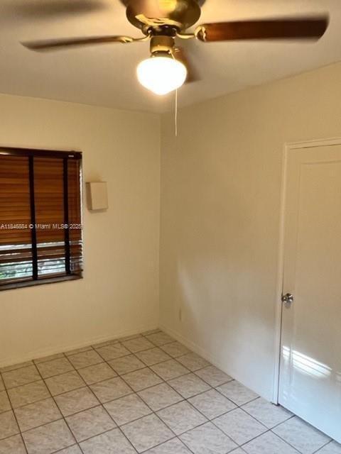 Building Photo - 4724 SW 64th Ct