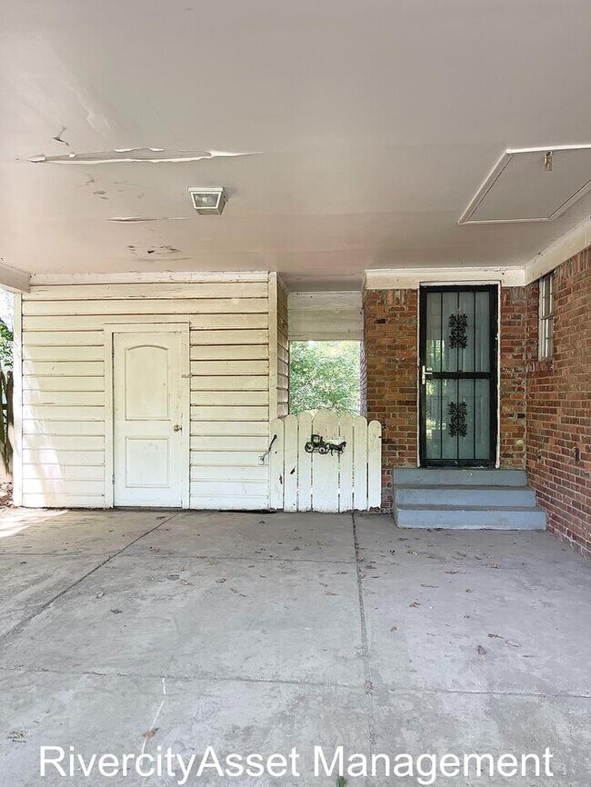 Building Photo - 1848 Baldwin Ave