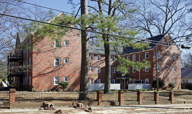 Primary Photo - 1207 W. 47th Street