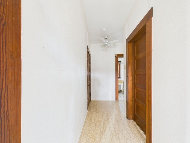 Building Photo - Beautiful Hill Country Farm House